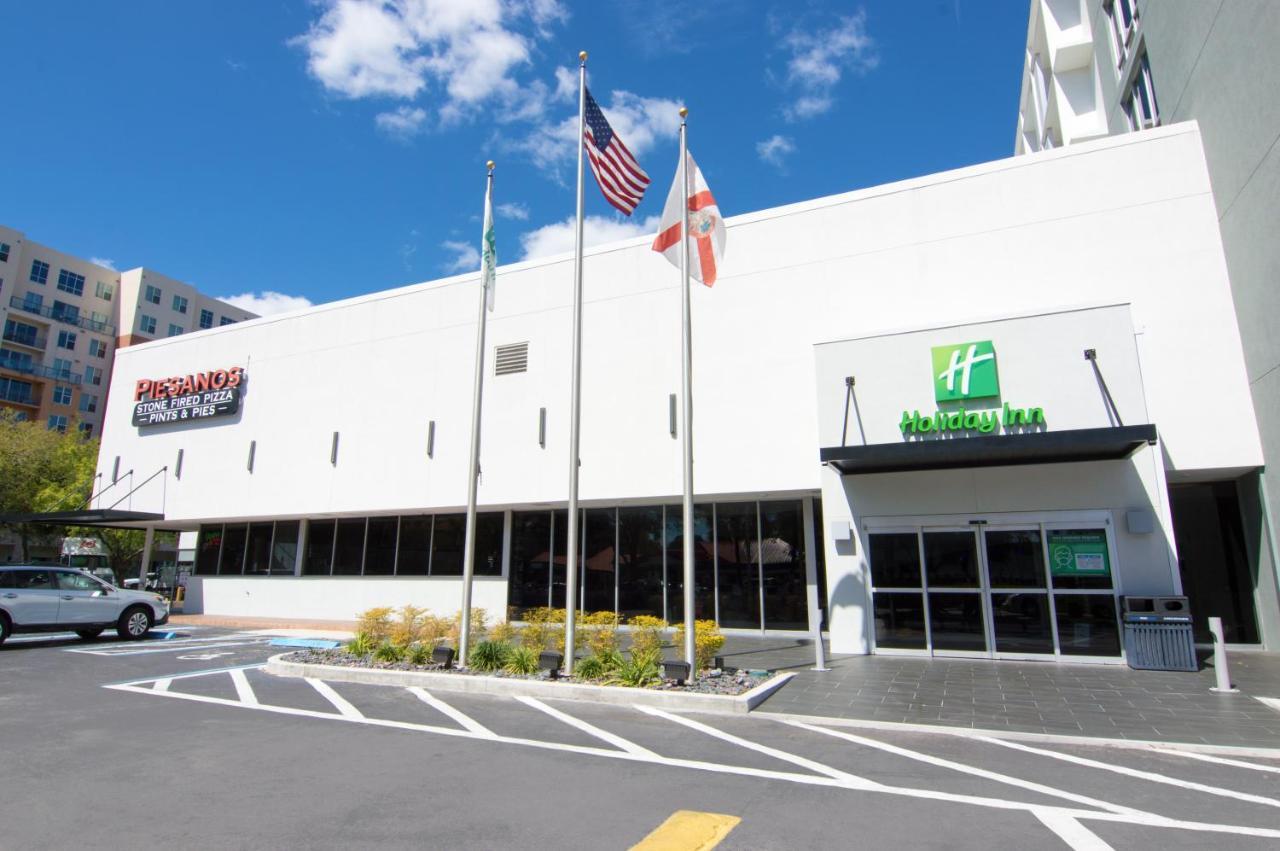 Holiday Inn Gainesville-University Center By Ihg Exterior photo