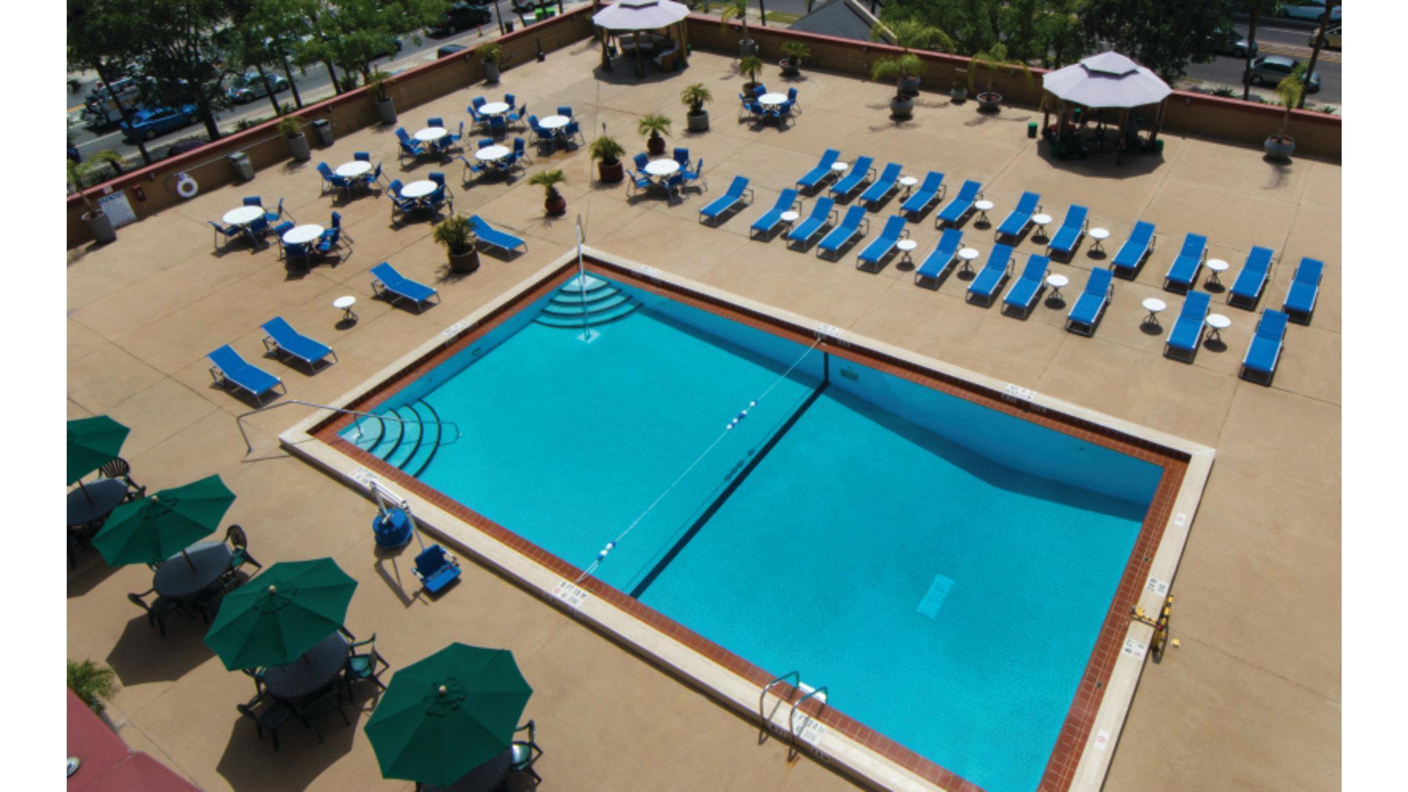 Holiday Inn Gainesville-University Center By Ihg Exterior photo