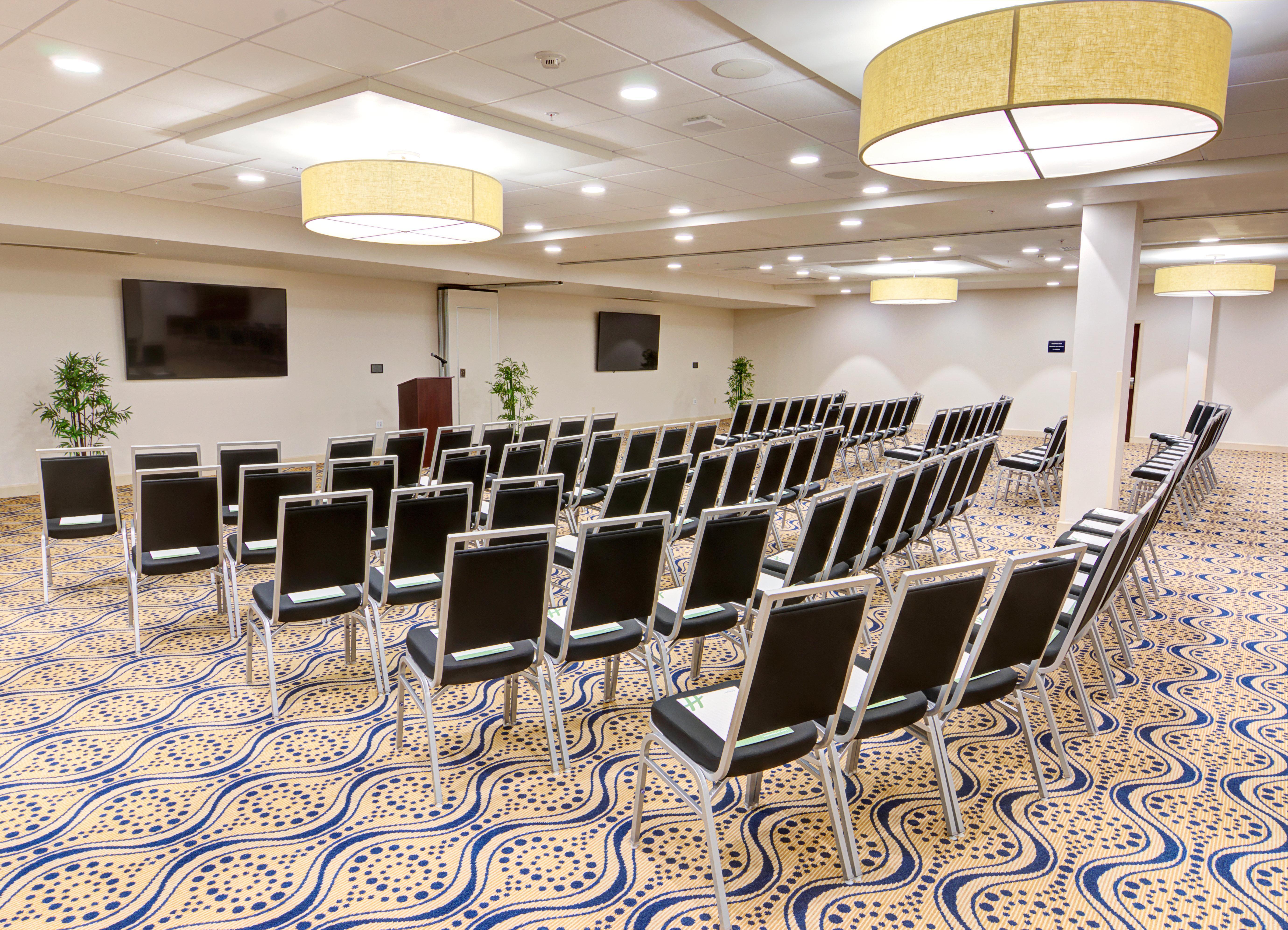 Holiday Inn Gainesville-University Center By Ihg Exterior photo