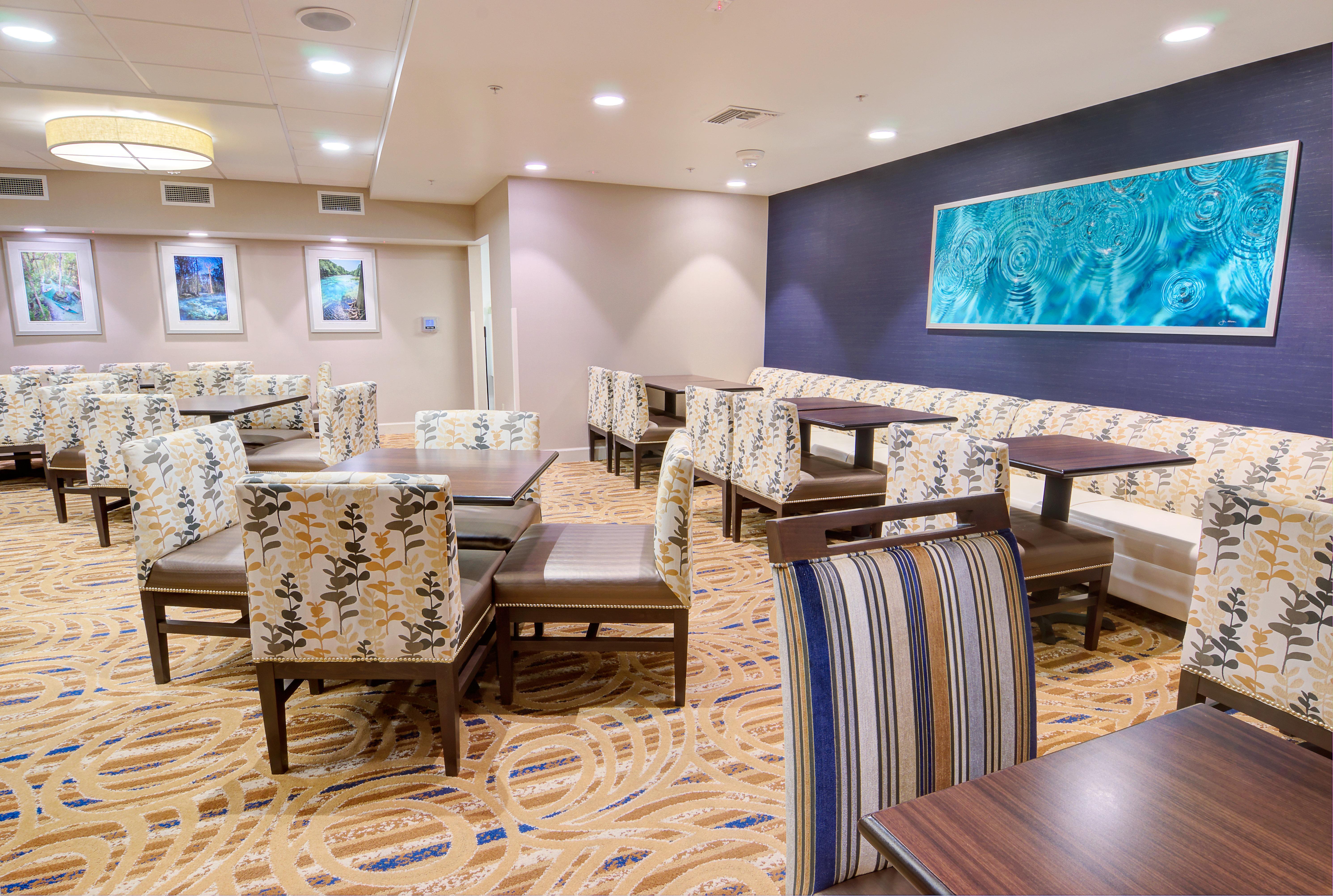 Holiday Inn Gainesville-University Center By Ihg Exterior photo